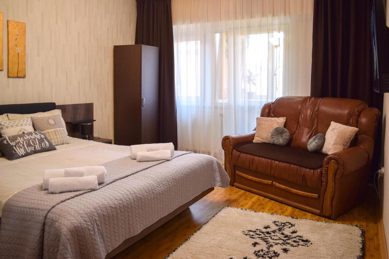 Central Park Apartment Turda Luaran gambar