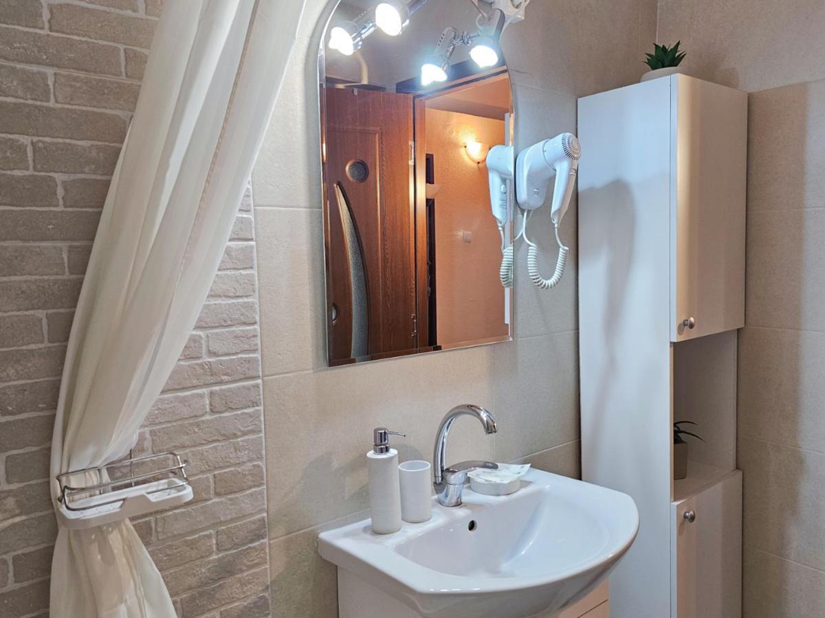 Central Park Apartment Turda Luaran gambar